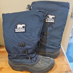 Sorel Navy and Black Snow Boots
